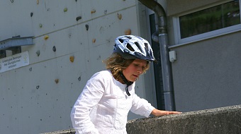 Einradfahren mit Anna & Lisa